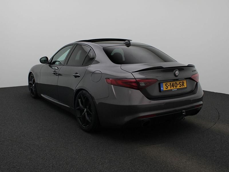 Occasion Alfa Romeo Giulia Tech Edition 2023 Grijs Sedan