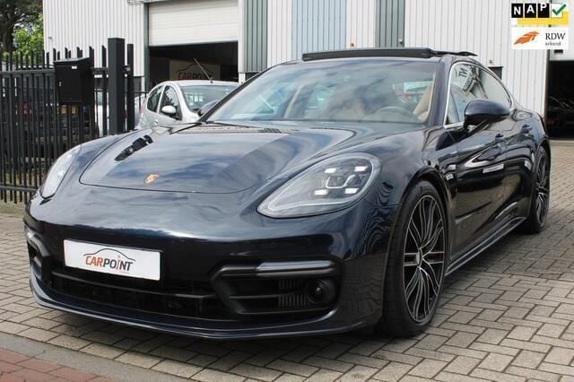 Blauw Gebruikt 2017 Porsche Panamera Executive Sedan | € 62.800 - Afbeelding 1/4