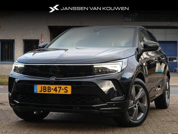 Zwart Occasion 2023 Opel Grandland X SUV | € 30.900 (Iets duurder) - Afbeelding 1/4