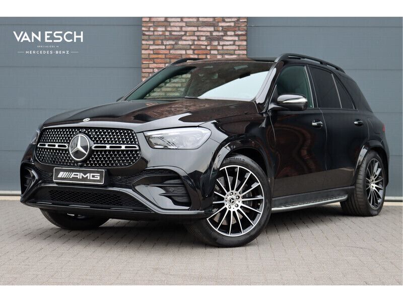 Zwart Gebruikt 2023 Mercedes GLE350e AMG line SUV | € 86.500 (Duur) - Afbeelding 1/4
