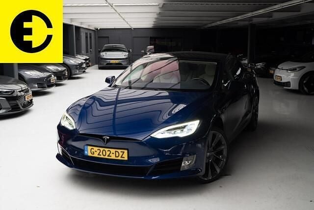 Blauw Gebruikt 2019 Tesla Model S Sedan | € 25.950 (Goede deal) - Afbeelding 1/4