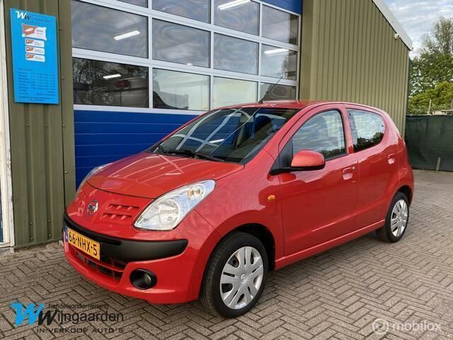 Rood Gebruikt 2010 Nissan Pixo Acenta Hatchback | € 2.999 (Eerlijke prijs) - Afbeelding 1/4