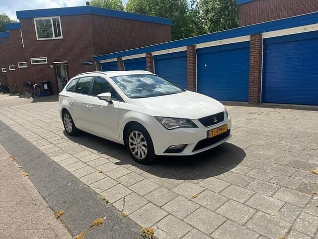 Occasion Seat Leon Business 125 PK (91 kW) 2015 Wit Stationwagen
