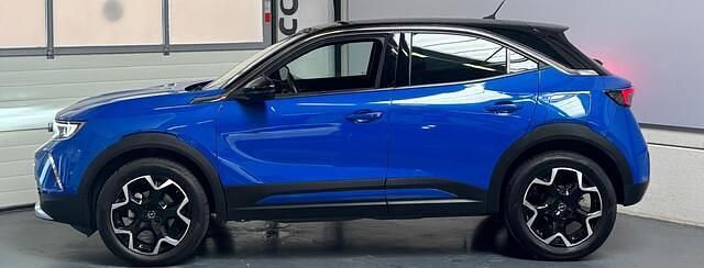 Blauw Gebruikt 2023 Opel Mokka Ultimate SUV | € 22.950 (Eerlijke prijs) - Afbeelding 1/4