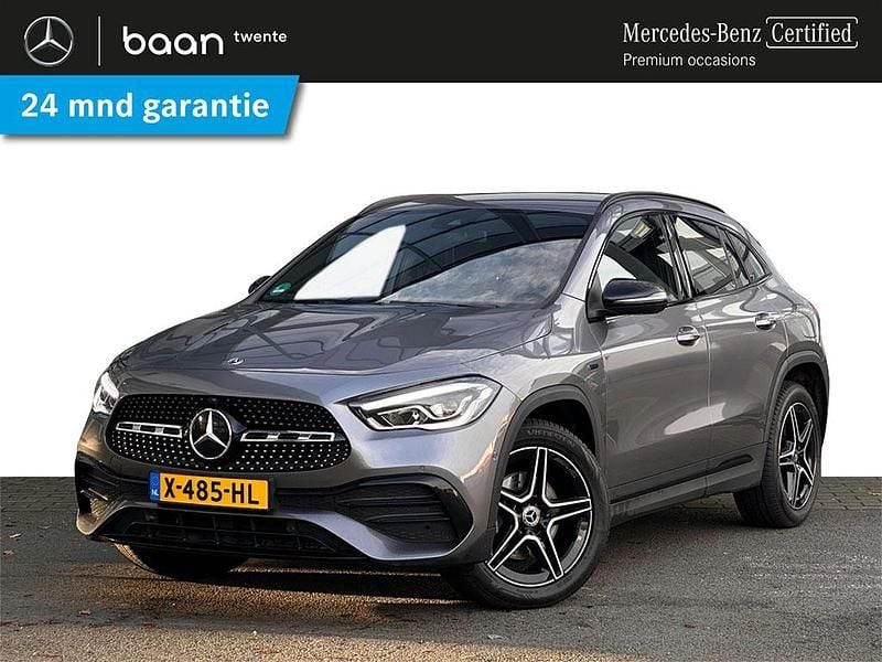 Grijs (metallic) Gebruikt 2021 Mercedes GLA250 Advanced SUV | € 35.900 (Eerlijke prijs) - Afbeelding 1/4