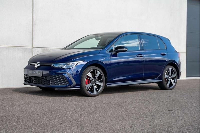 Occasion VW Golf VIII GTE 150 PK (110 kW) 2022 Blauw Hatchback