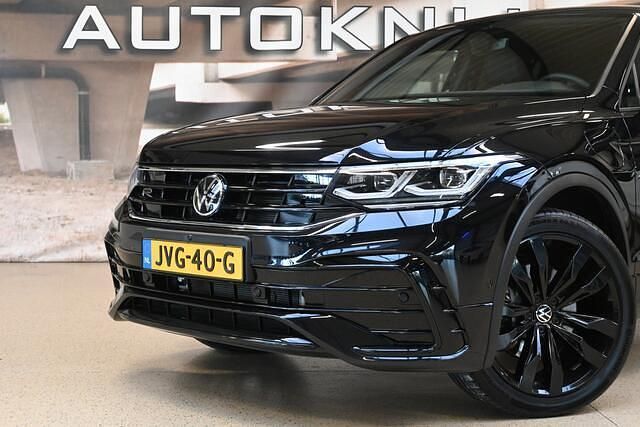 Occasion VW Tiguan R-line 245 PK (180 kW) 2023 Zwart (metallic) SUV