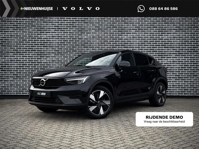 Zwart, metallic lak Gebruikt 2022 Volvo EC40 Plus SUV | € 42.899 (Duur) - Afbeelding 1/4