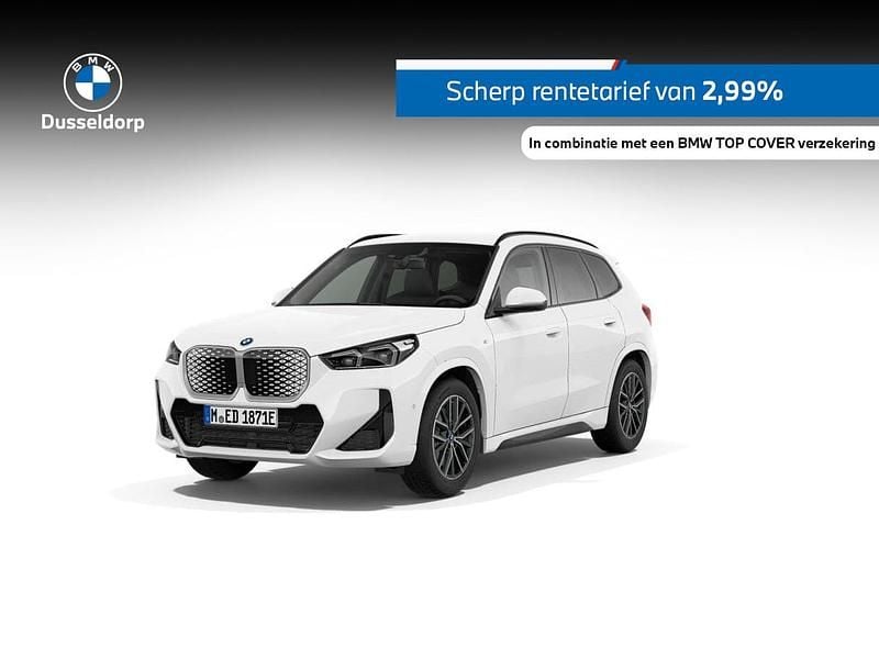 Wit, metallic lak Gebruikt 2025 BMW iX1 M Sport SUV | € 41.950 (Super prijs) - Afbeelding 1/4