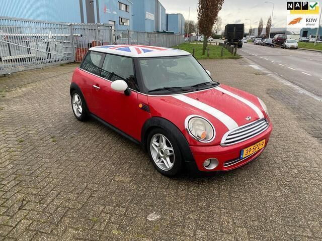 Rood Gebruikt 2007 Mini Cooper Chili Hatchback | € 3.999 - Afbeelding 1/4