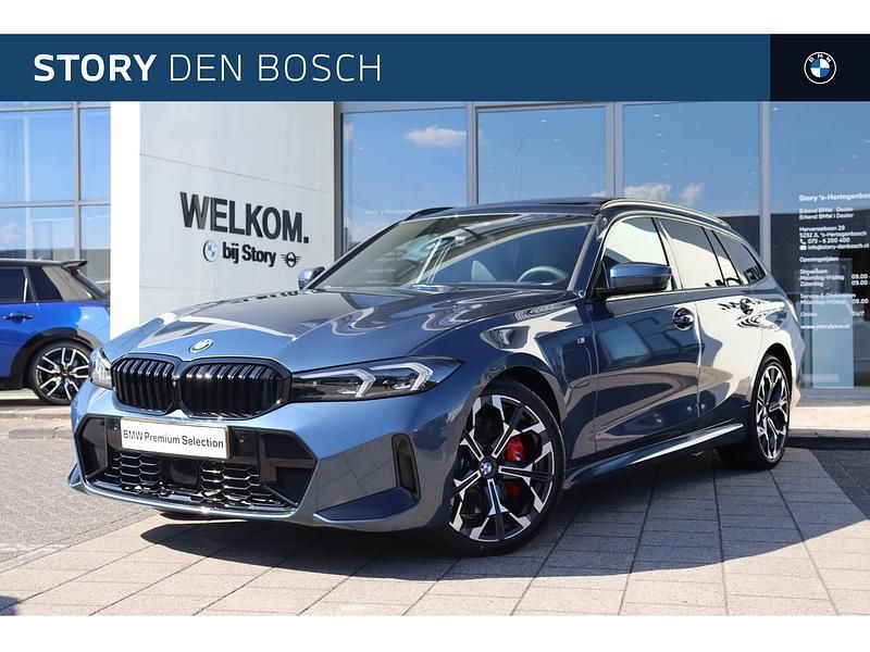 Blauw Occasion 2025 BMW 330e Executive Stationwagen | € 52.950 (Eerlijke prijs) - Afbeelding 1/4