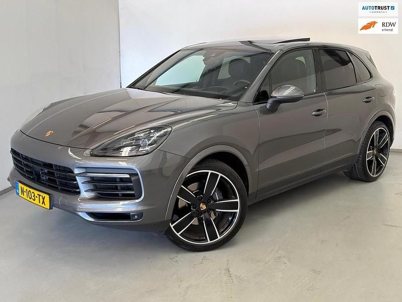Occasion Porsche Cayenne Sport 476 PK (350 kW) 2020 Grijs SUV