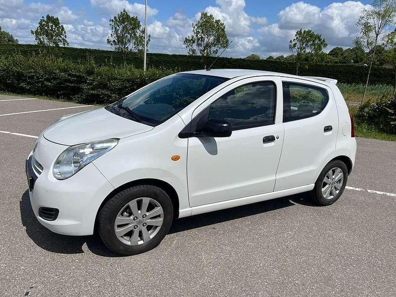 Gebruikt 2015 Suzuki Alto Hatchback | € 2.950 (Eerlijke prijs) - Afbeelding 1/4