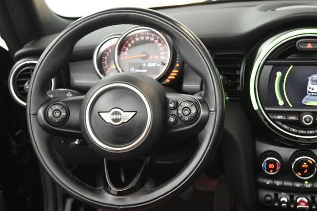 Occasion Mini Cooper Cabriolet Business 136 PK (100 kW) 2016 Zwart Cabriolet