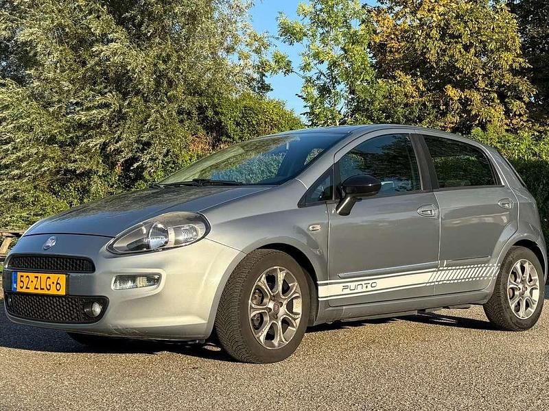 Grijs Gebruikt 2012 Fiat Punto Easy Hatchback | € 3.450 (Eerlijke prijs) - Afbeelding 1/4