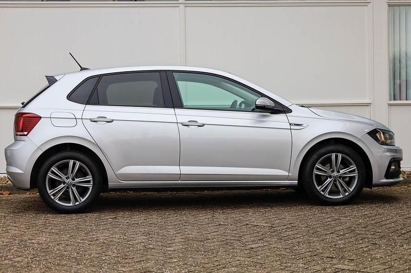 Occasion VW Polo R-line Edition 95 PK (69 kW) 2021 Grijs Hatchback