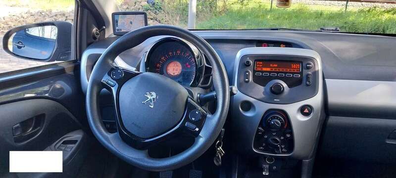 Blauw Gebruikt 2017 Peugeot 108 Active Hatchback | € 6.500 (Goede deal) - Afbeelding 1/4