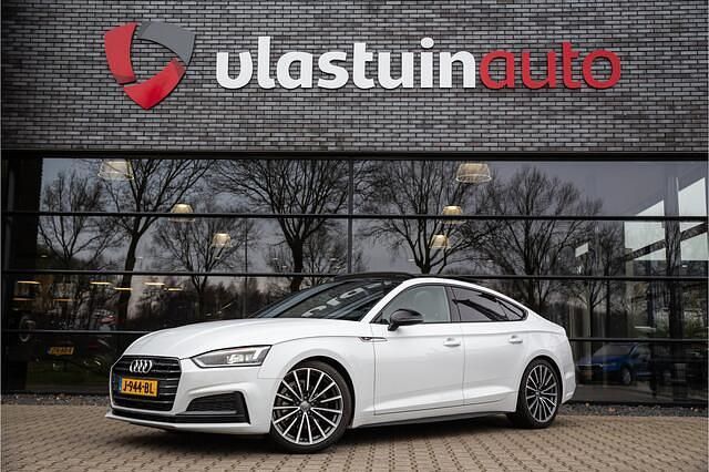 Wit Occasion 2020 Audi A5 Sportback S-Line Hatchback | € 29.750 (Super prijs) - Afbeelding 1/4