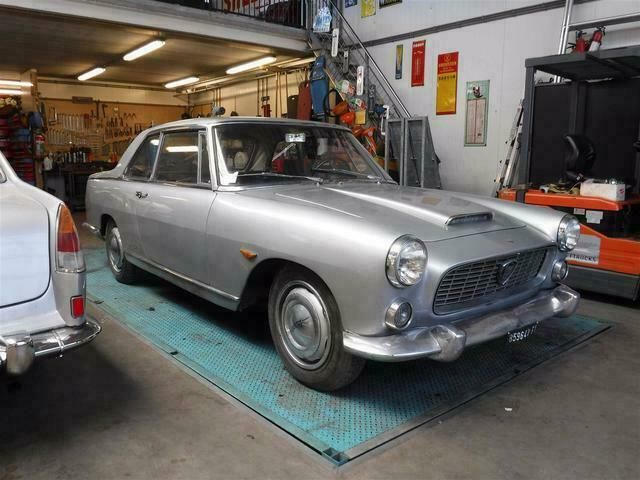 Zilver Gebruikt 1964 Lancia Flaminia Sedan | € 23.750 - Afbeelding 1/4