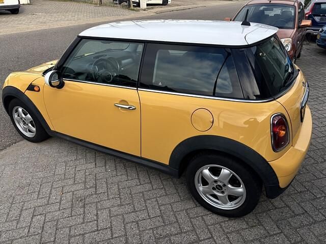 Occasion Mini Cooper Pepper 120 PK (88 kW) 2008 Geel Hatchback