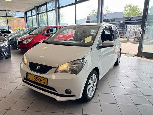 Wit Gebruikt 2016 Seat Mii CONNECT Hatchback | € 4.950 (Eerlijke prijs) - Afbeelding 1/3