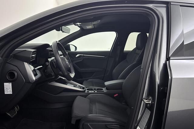 Occasion Audi A3 Sportback Competition 150 PK (110 kW) 2022 Grijs Hatchback