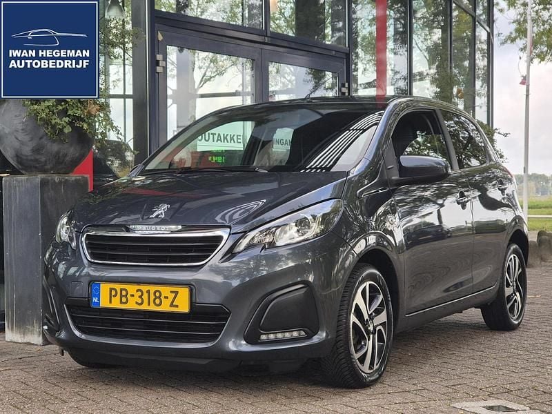 Grijs Gebruikt 2017 Peugeot 108 Active Hatchback | € 8.290 (Eerlijke prijs) - Afbeelding 1/3