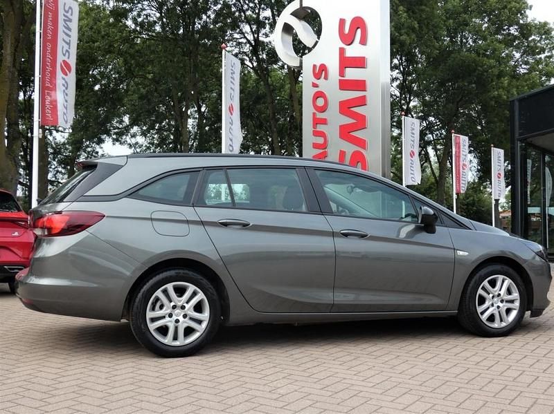 Occasion Opel Astra Comfort 145 PK (106 kW) 2022 Grijs Stationwagen