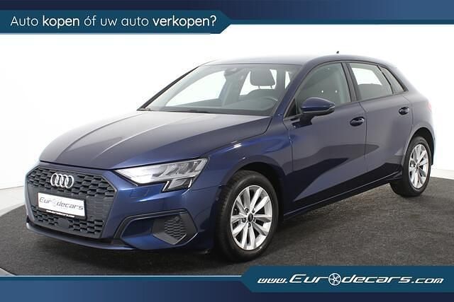Blauw Gebruikt 2021 Audi A3 Sportback Premium Hatchback | € 23.400 (Goede deal) - Afbeelding 1/4