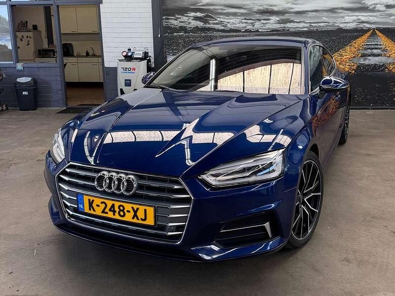 Blauw Gebruikt 2017 Audi A5 Coupé | € 26.950 (Iets duurder) - Afbeelding 1/4