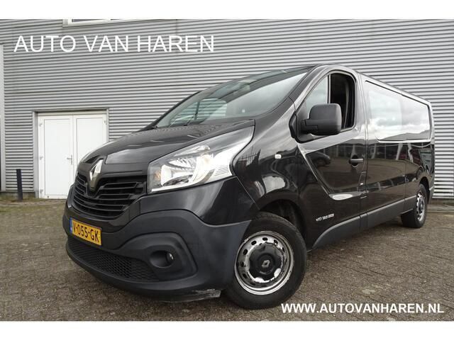 Zwart Gebruikt 2017 Renault Trafic Van | € 11.950 (Duur) - Afbeelding 1/4