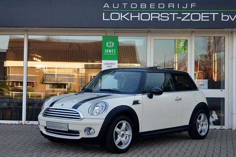 Wit Occasion 2011 Mini Cooper Pepper Hatchback | € 7.450 (Super prijs) - Afbeelding 1/4