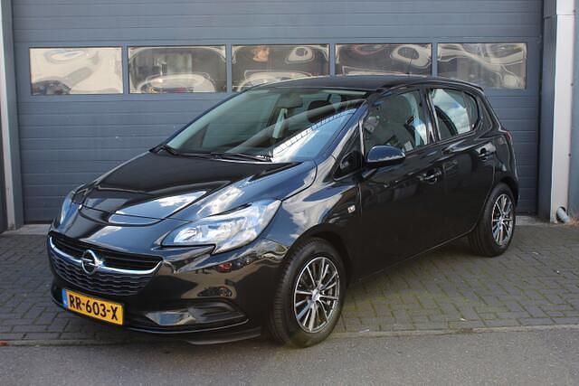 Zwart Gebruikt 2016 Opel Corsa Cosmo Hatchback | € 6.950 (Eerlijke prijs) - Afbeelding 1/4