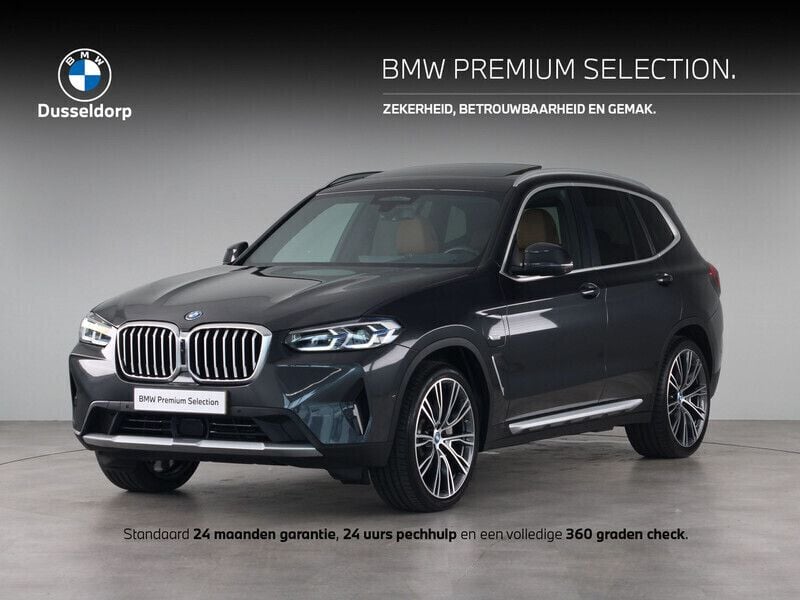 Grijs, metallic lak Gebruikt 2021 BMW X3 Executive SUV | € 47.950 (Eerlijke prijs) - Afbeelding 1/4
