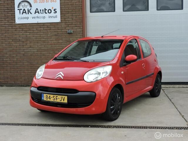 Rood Gebruikt 2005 Citroën C1 Hatchback | € 1.399 (Eerlijke prijs) - Afbeelding 1/4