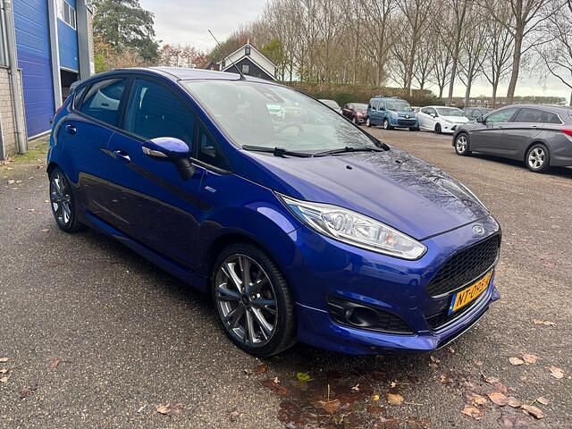 Occasion Ford Fiesta ST-Line 101 PK (74 kW) 2017 Blauw Hatchback