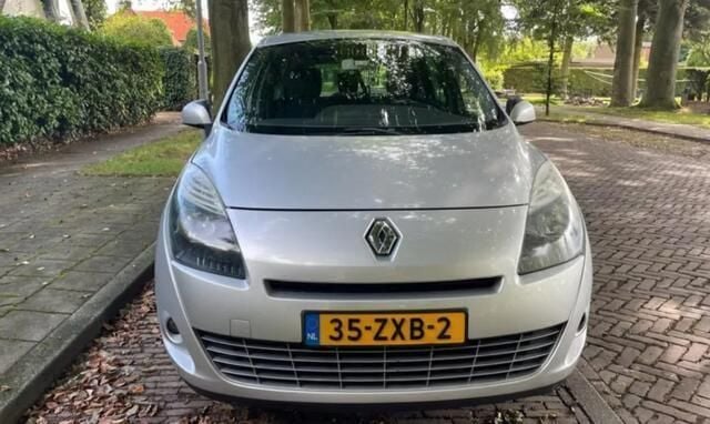Occasion Renault Grand Scénic III 131 PK (96 kW) 2010 Grijs MPV