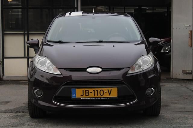 Occasion Ford Fiesta Limited 60 PK (44 kW) 2009 Rood Hatchback