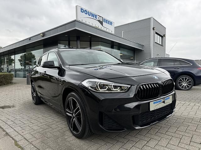 Zwart Gebruikt 2023 BMW X2 M Sport SUV | € 38.950 (Iets duurder) - Afbeelding 1/4