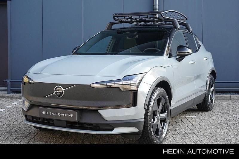 Grijs Occasion 2025 Volvo EX30 CC Performance SUV | € 49.945 (Eerlijke prijs) - Afbeelding 1/4