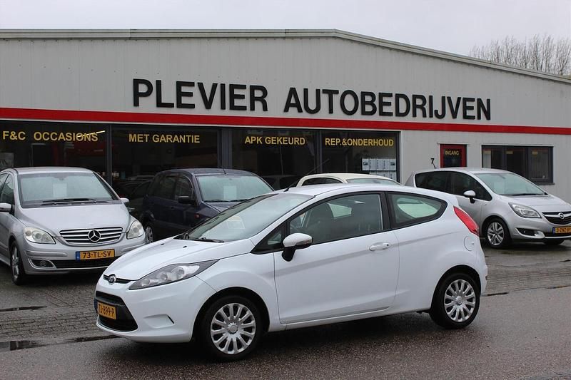 Occasion Ford Fiesta 60 PK (44 kW) 2012 Wit Hatchback