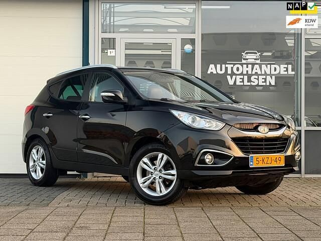 Zwart Occasion 2013 Hyundai ix35 SUV | € 8.990 (Eerlijke prijs) - Afbeelding 1/4