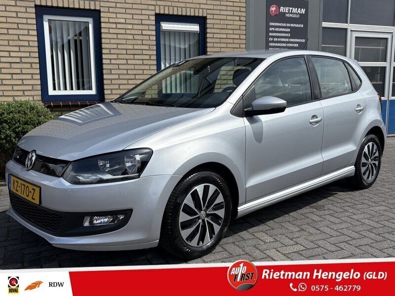 Grijs Gebruikt 2017 VW Polo Hatchback | € 11.350 (Eerlijke prijs) - Afbeelding 1/4