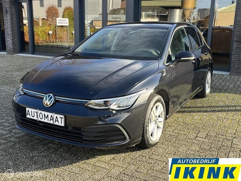 Zwart Gebruikt 2022 VW Golf VIII Business Hatchback | € 24.500 (Goede deal) - Afbeelding 1/4