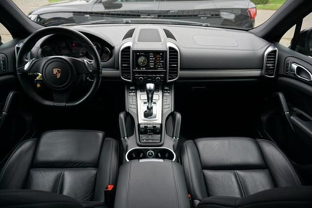 Occasion Porsche Cayenne 239 PK (175 kW) 2011 Zwart SUV