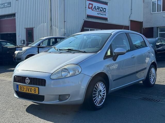 Occasion Fiat Grande Punto Active 65 PK (47 kW) 2007 Grijs Hatchback