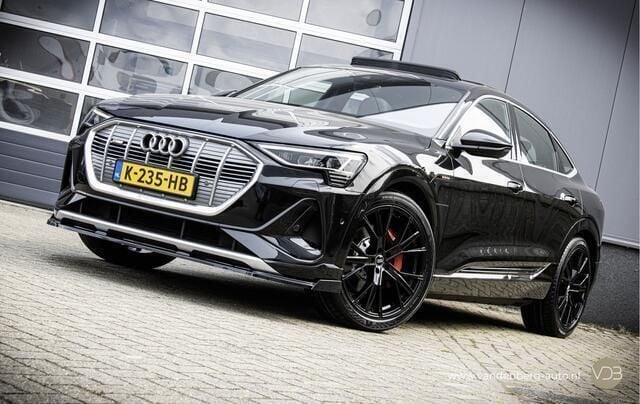 Zwart Gebruikt 2020 Audi e-tron Sportback S-Line SUV | € 28.940 (Eerlijke prijs) - Afbeelding 1/4