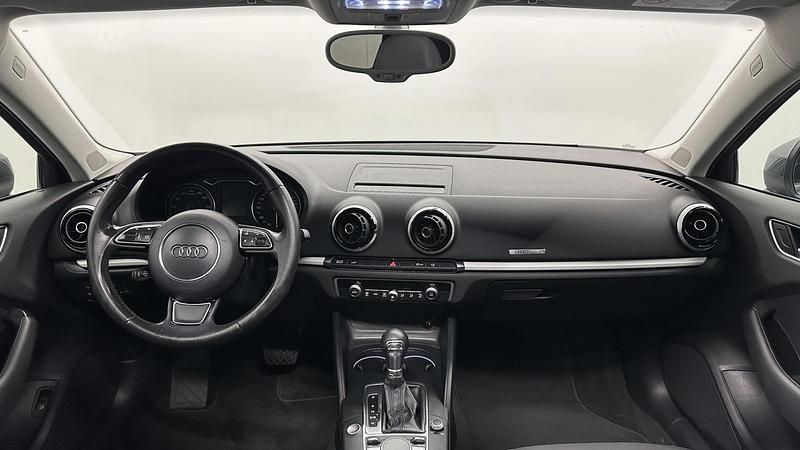 Occasion Audi A3 Sportback e-tron Attraction 150 PK (110 kW) 2015 Grijs Hatchback