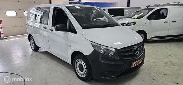 Wit Gebruikt 2019 Mercedes Vito MPV | € 12.950 (Super prijs) - Afbeelding 1/4