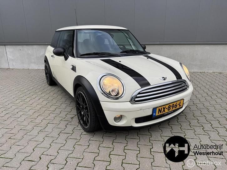 Wit Gebruikt 2009 Mini ONE Hatchback | € 2.595 (Goede deal) - Afbeelding 1/4
